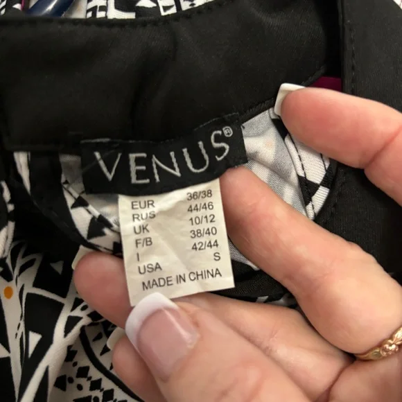 Venus Sheath Dress Black, White and Pink Small - Picture 13 of 13